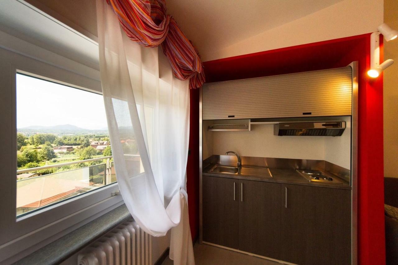 Residence Le Betulle Executive Caselette Eksteriør billede